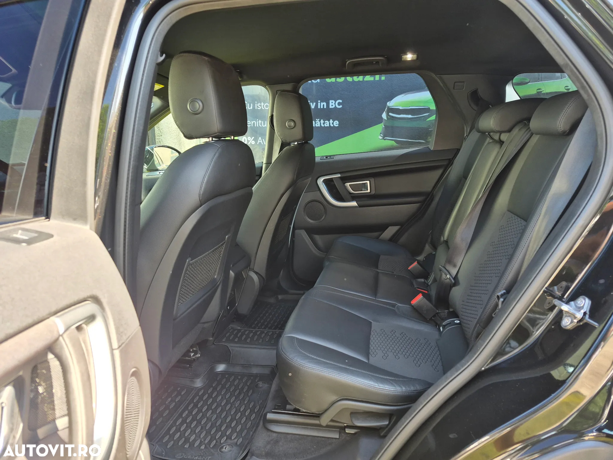 Land Rover Discovery Sport 2.0 D150 R-Dynamic MHEV - 10