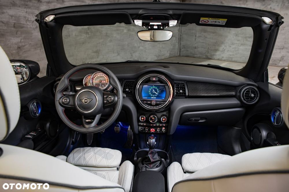 MINI Cooper S Standard - 14