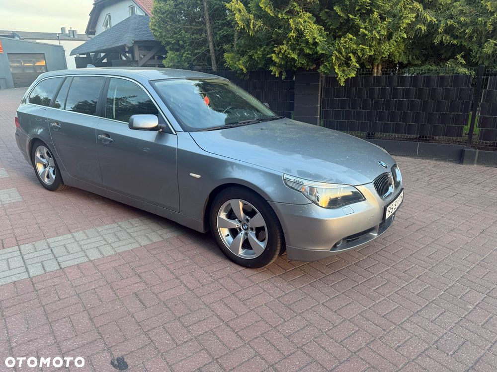 BMW Seria 5 525d - 9