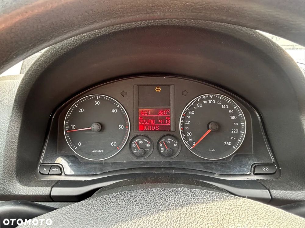Volkswagen Golf 1.9 TDI DSG Trendline - 9