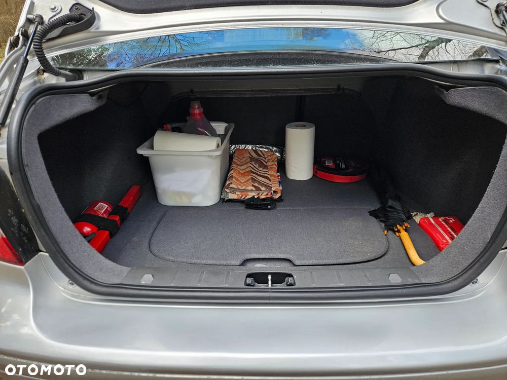 Volvo S40 2.0D DPF Momentum - 6