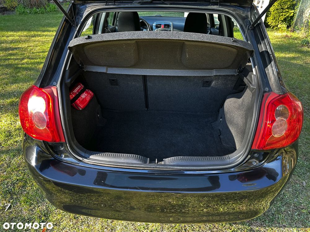 Toyota Auris - 10