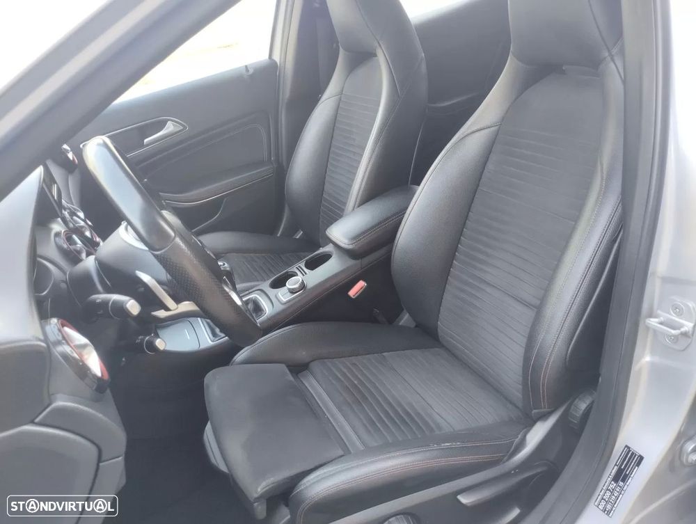Mercedes-Benz GLA 180 CDi AMG Line - 18