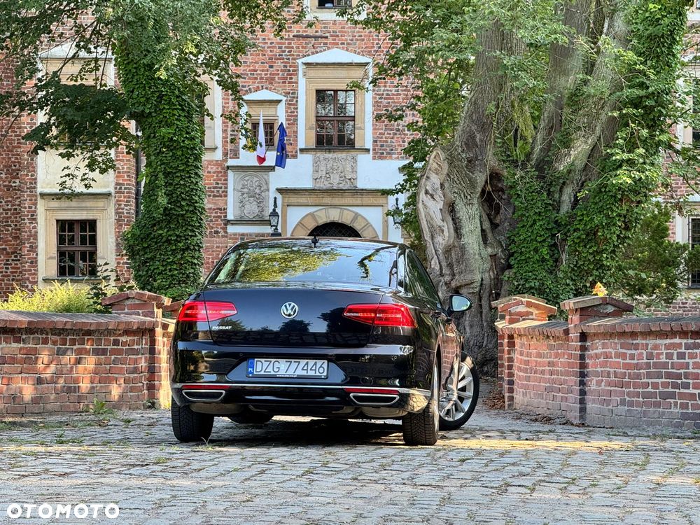 Volkswagen Passat 2018 photo 5
