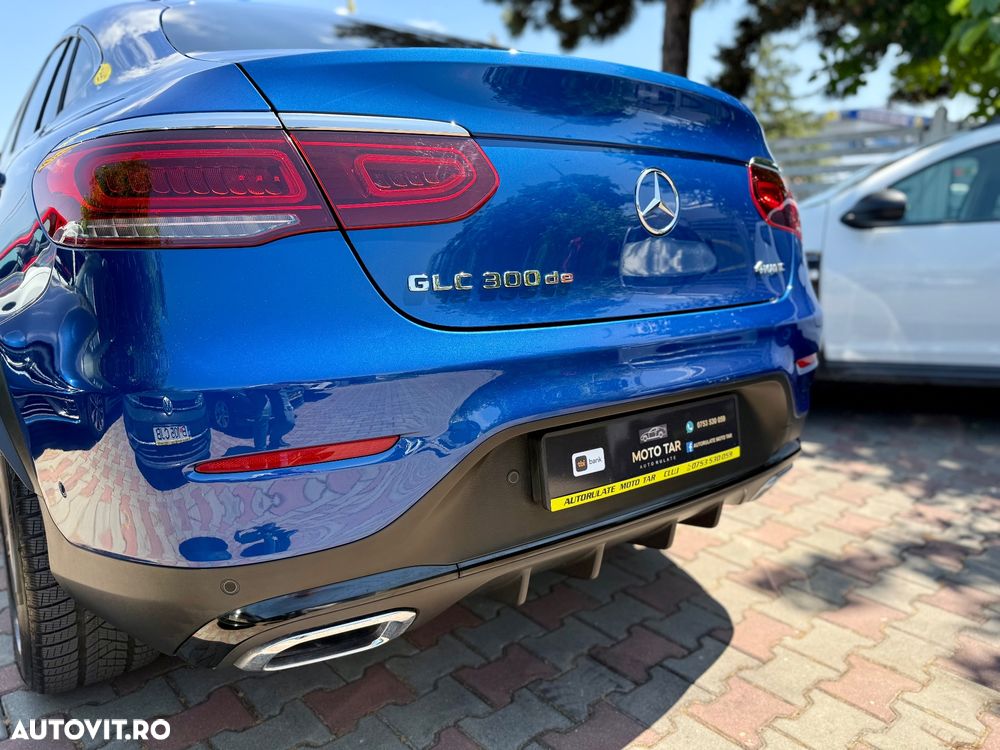 Mercedes-Benz GLC Coupe 300 de 4Matic 9G-TRONIC AMG Line - 32