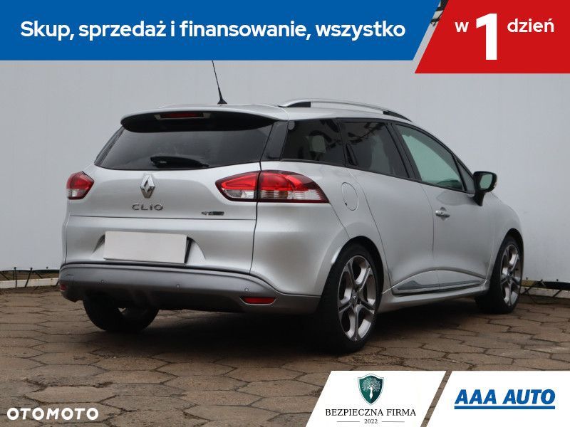 Renault Clio - 7