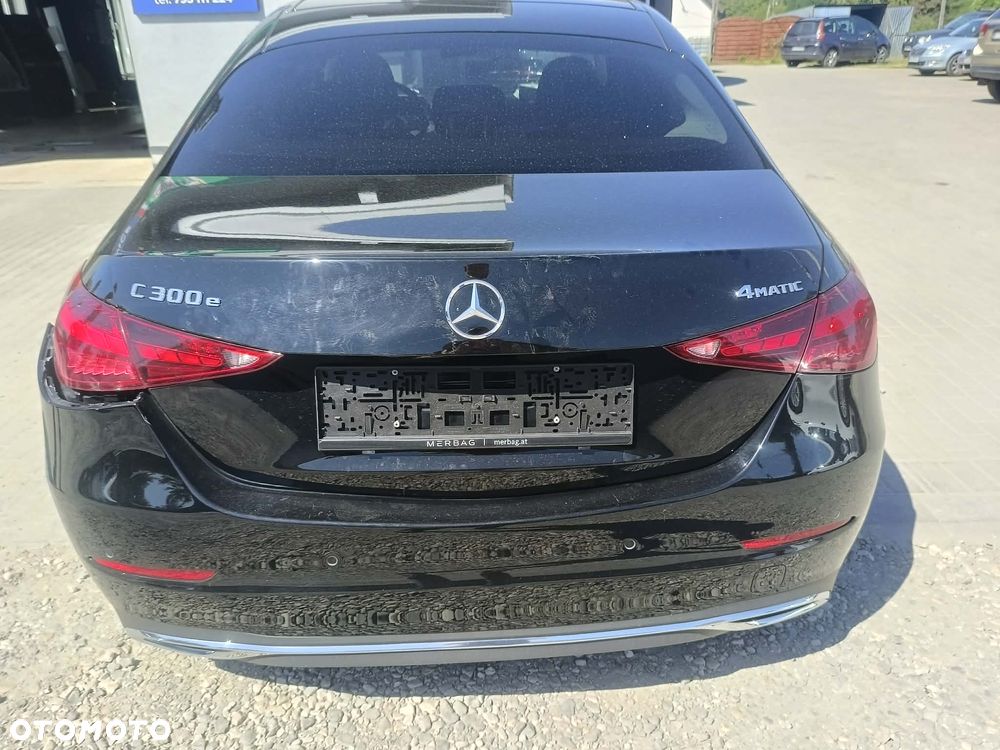 Mercedes-Benz Klasa C 300 e 9G-TRONIC - 5