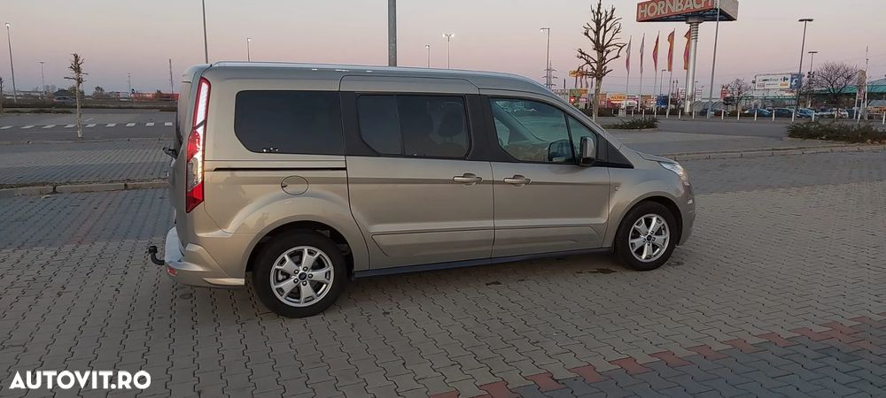 Ford Tourneo - 7