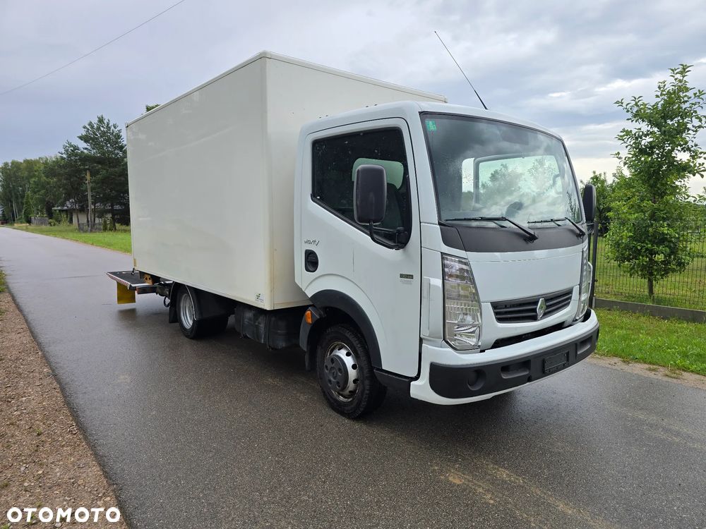 Nissan Cabstar Maxity - 1