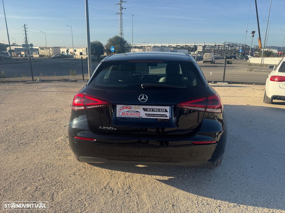 Mercedes-Benz A 250 e 8G-DCT Style - 6