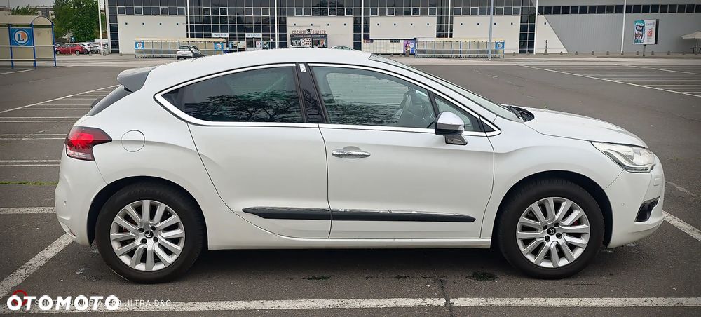Citroën DS4 1.6 THP SportChic - 6