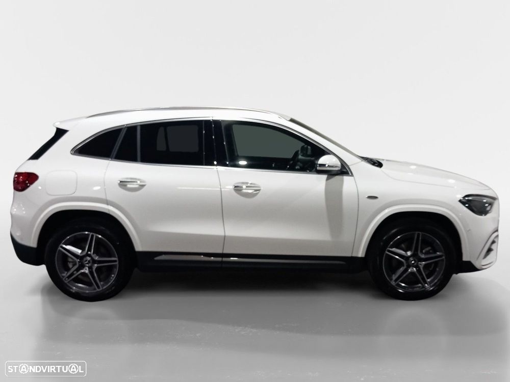 Mercedes-Benz GLA 250 e - 2