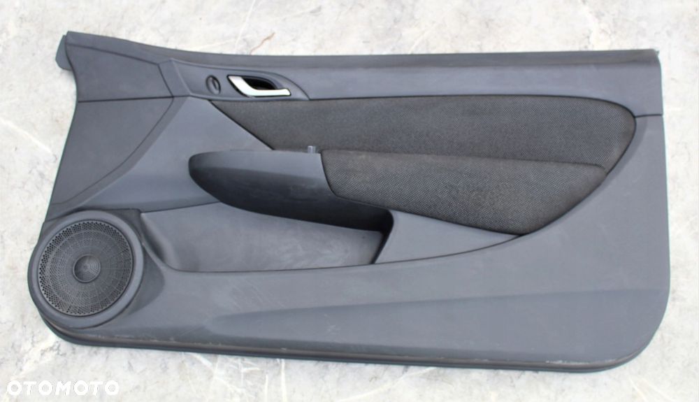 BOCZEK TAPICER PRAWY PRZÓD HONDA CIVIC VIII UFO 3D - 1