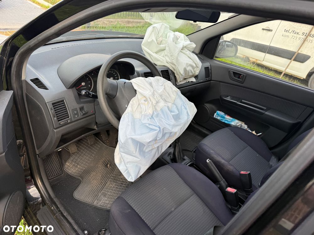 Hyundai Getz 1.1 Base - 11