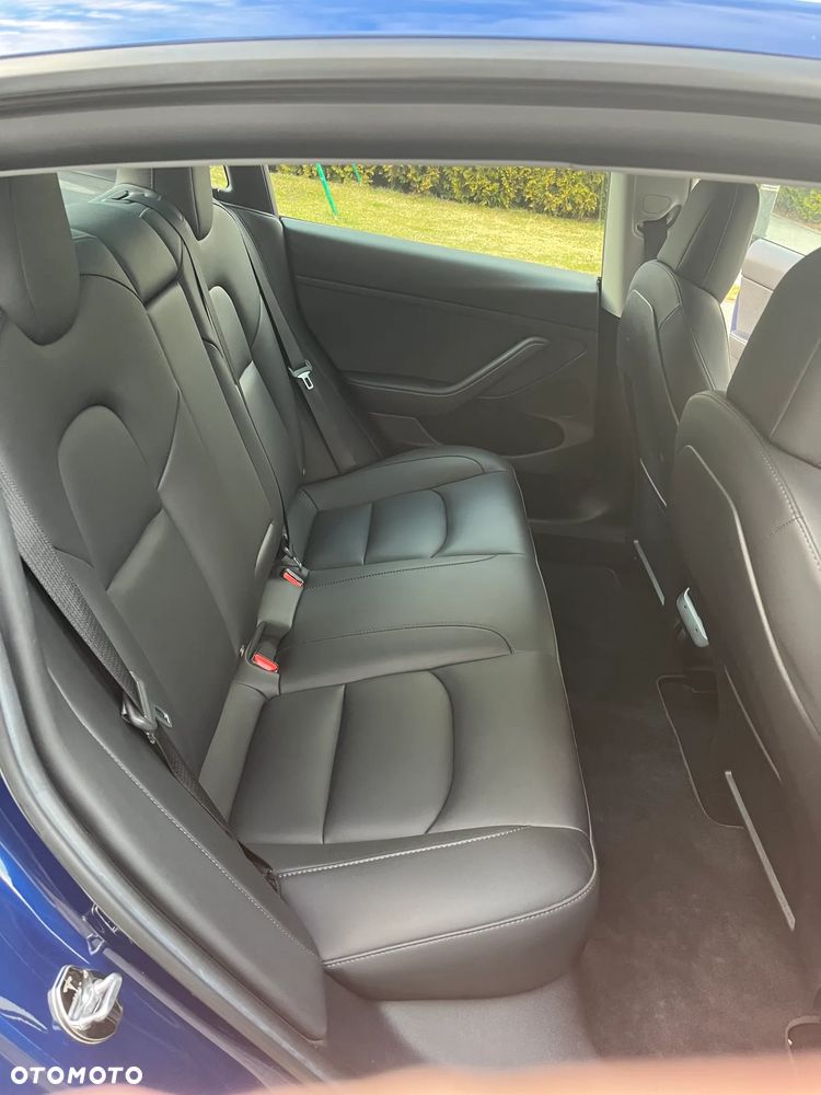 Tesla Model 3 - 15