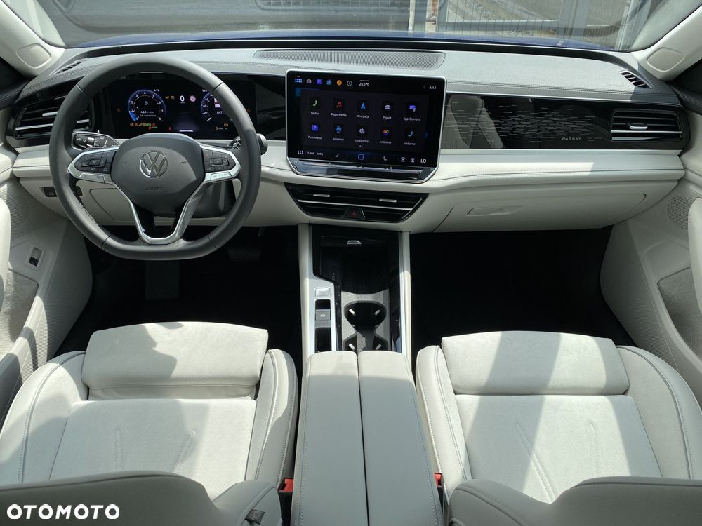 Volkswagen Passat Variant 1.5 TSI ACT mHEV Elegance DSG - 25