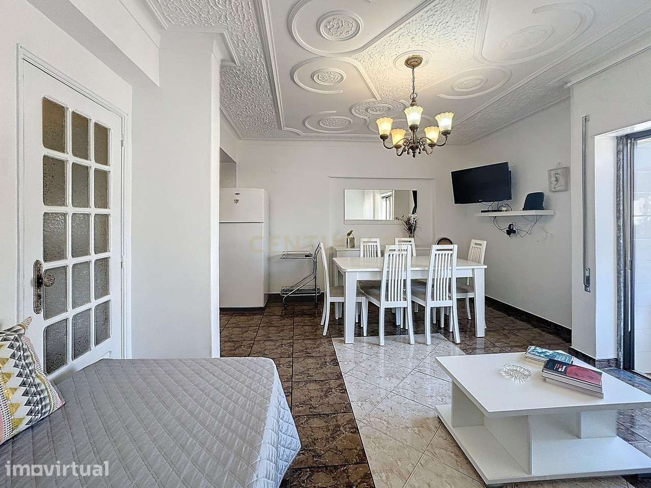 Apartamento - T2 - Arrendamento - Nazaré - Centro - Grande imagem: 2/20