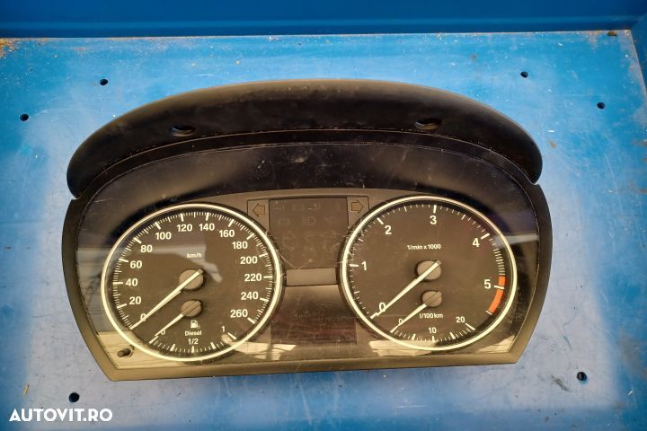 Ceasuri bord 102535086 1025350-86 916684603 9166846-03 BMW Seria 3 E9 - 1