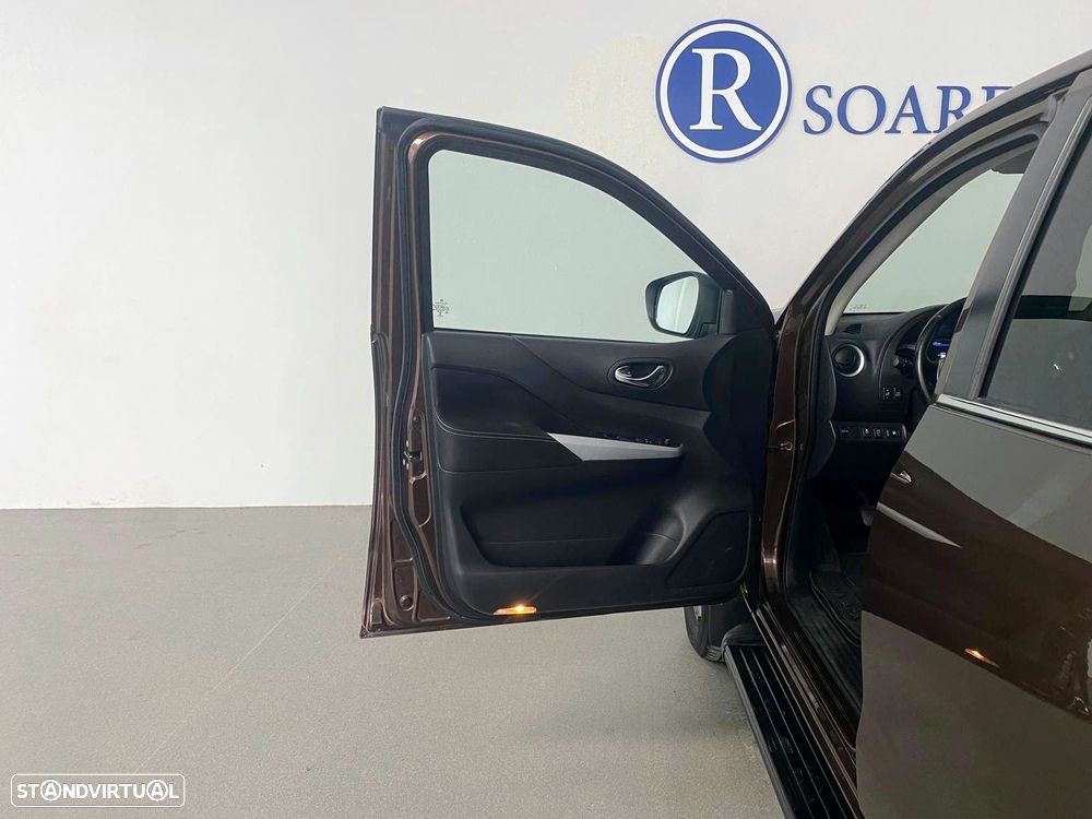 Nissan Navara 2.3 dCi CD 4WD N-Connecta - 12