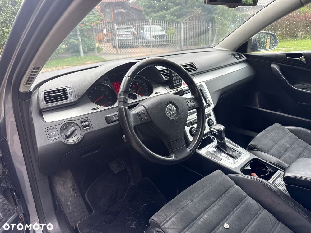 Volkswagen Passat 3.2 V6 FSI 4Motion DSG Individual Chrom dunkel - 10