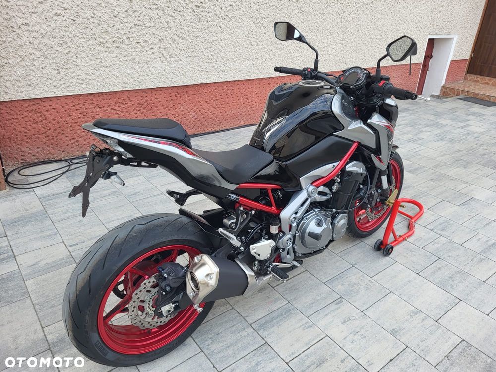 Kawasaki Z 900 - 3
