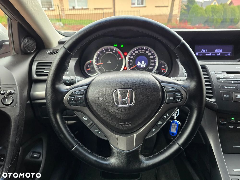 Honda Accord 2.0 Elegance Advantage - 25