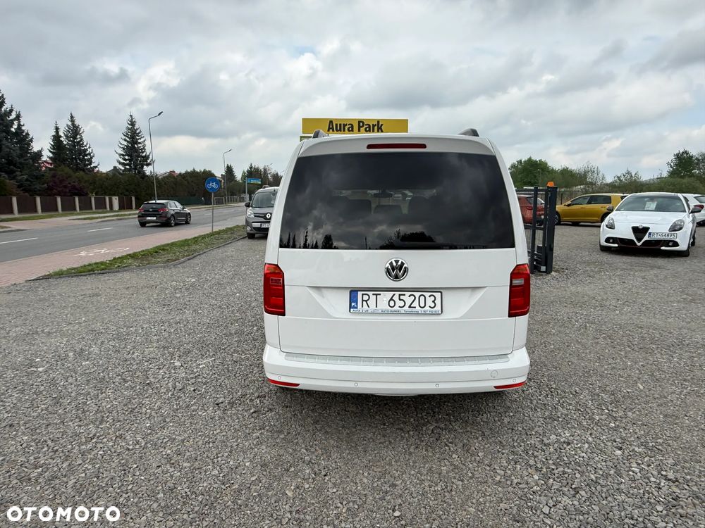 Volkswagen Caddy Maxi 2.0 TDI Highline DSG - 16