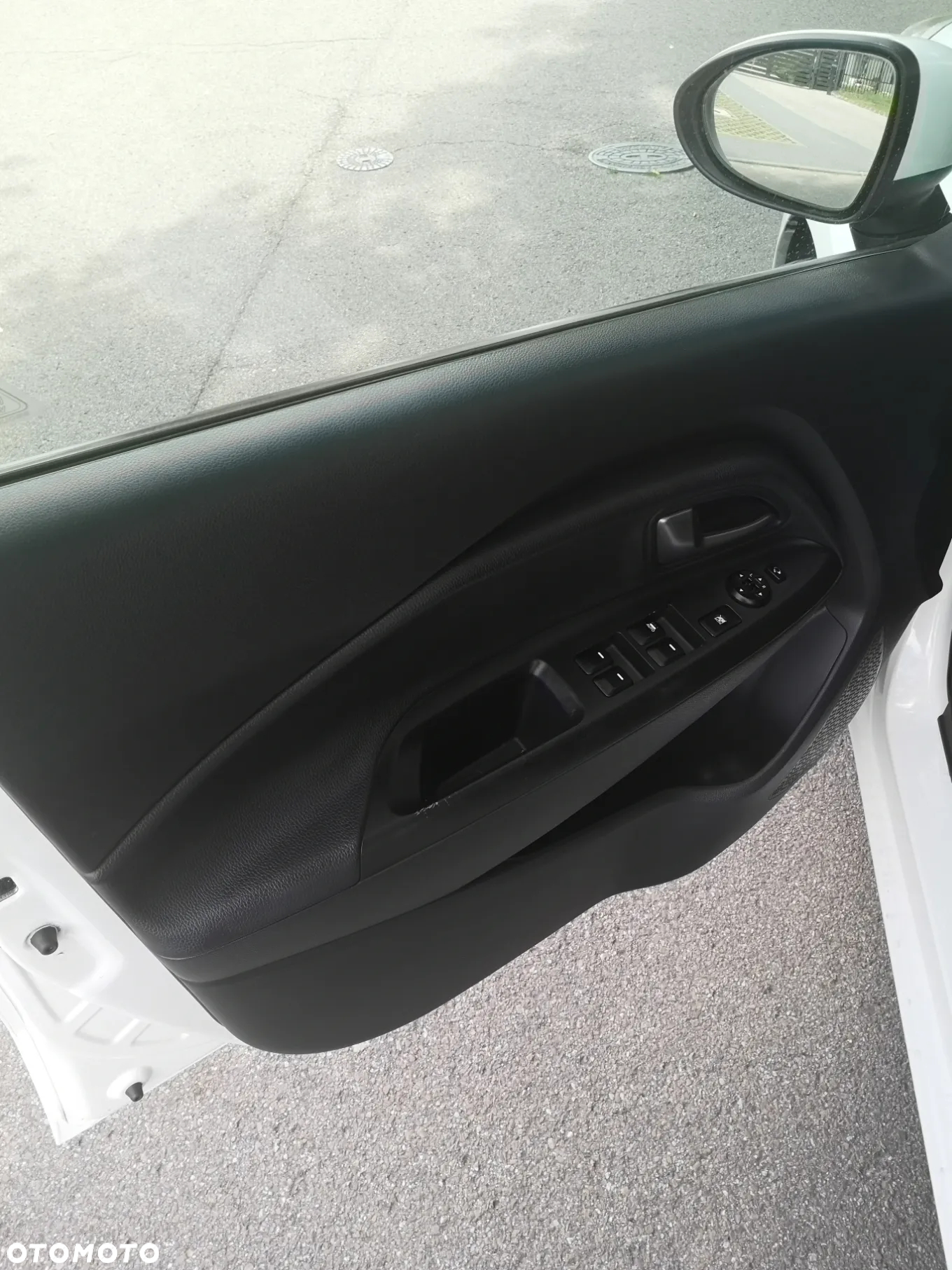 Kia Rio - 33