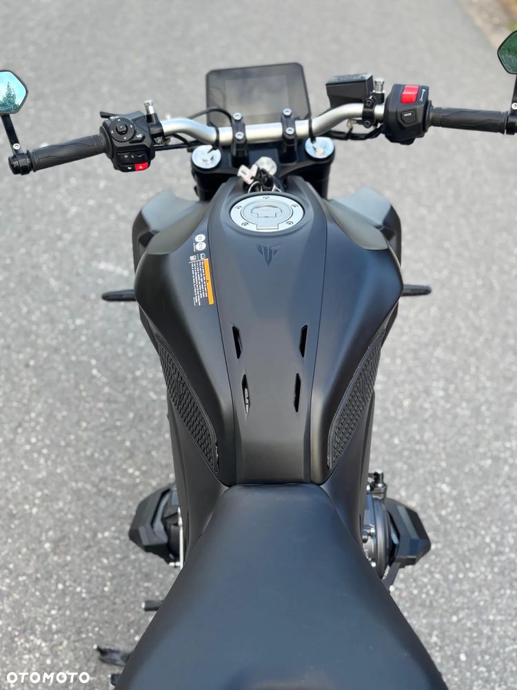 Yamaha MT - 5