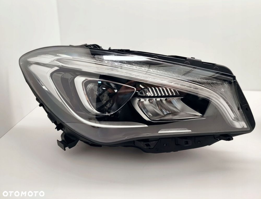 MERCEDES CLA W117 LIFT LAMPA PRAWA LED PERFORMANCE - 1