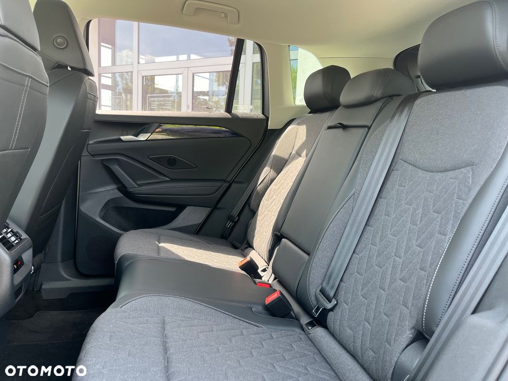 Volkswagen Tiguan - 18