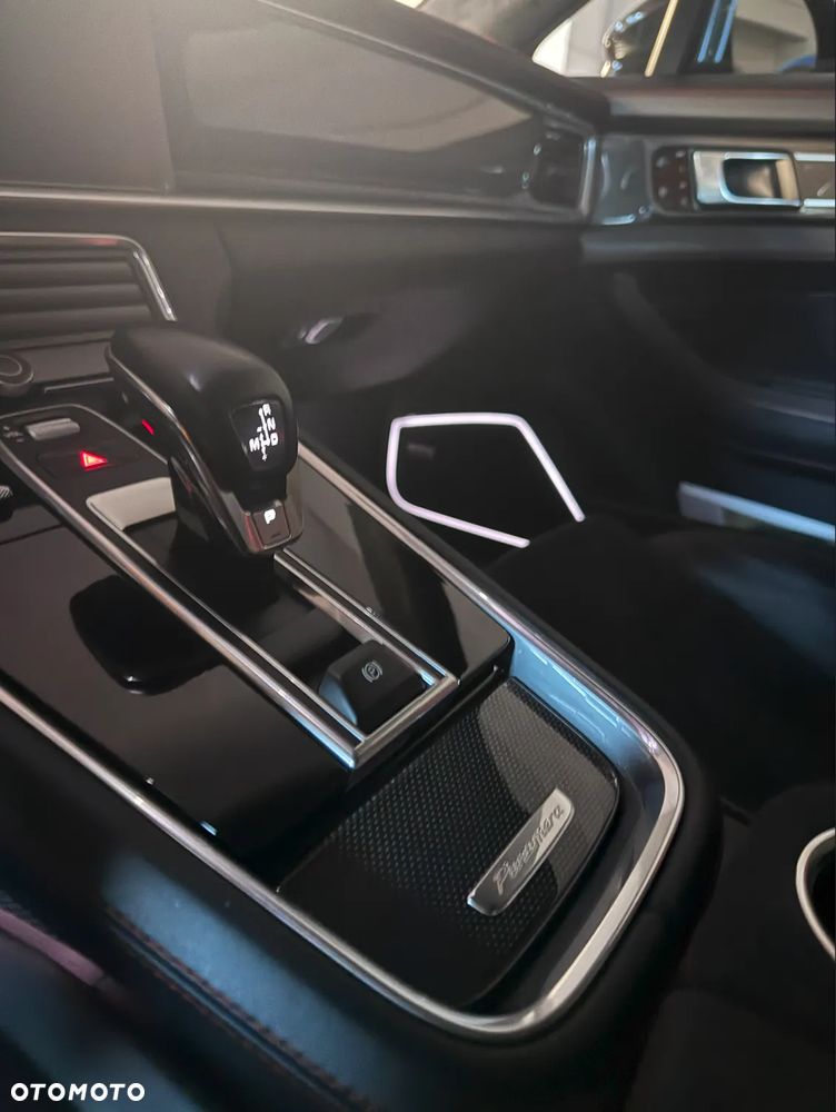 Porsche Panamera - 9