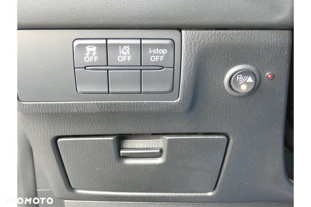 Mazda 6 - 12