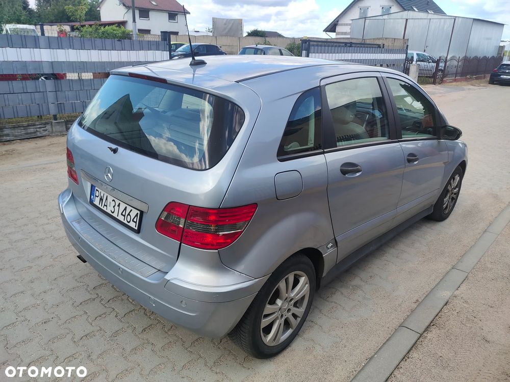 Mercedes-Benz Klasa B 200 Autotronic - 3