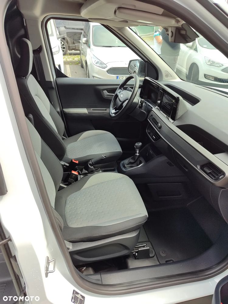 Ford Courier - 7