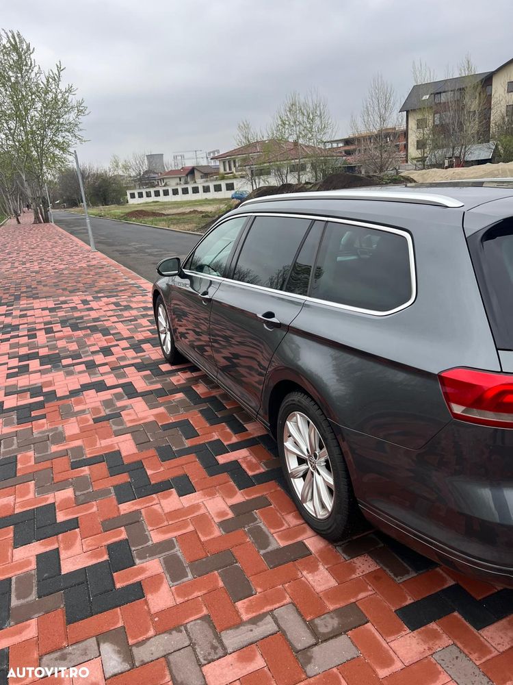 Volkswagen Passat 2.0 TDI DSG Comfortline - 16