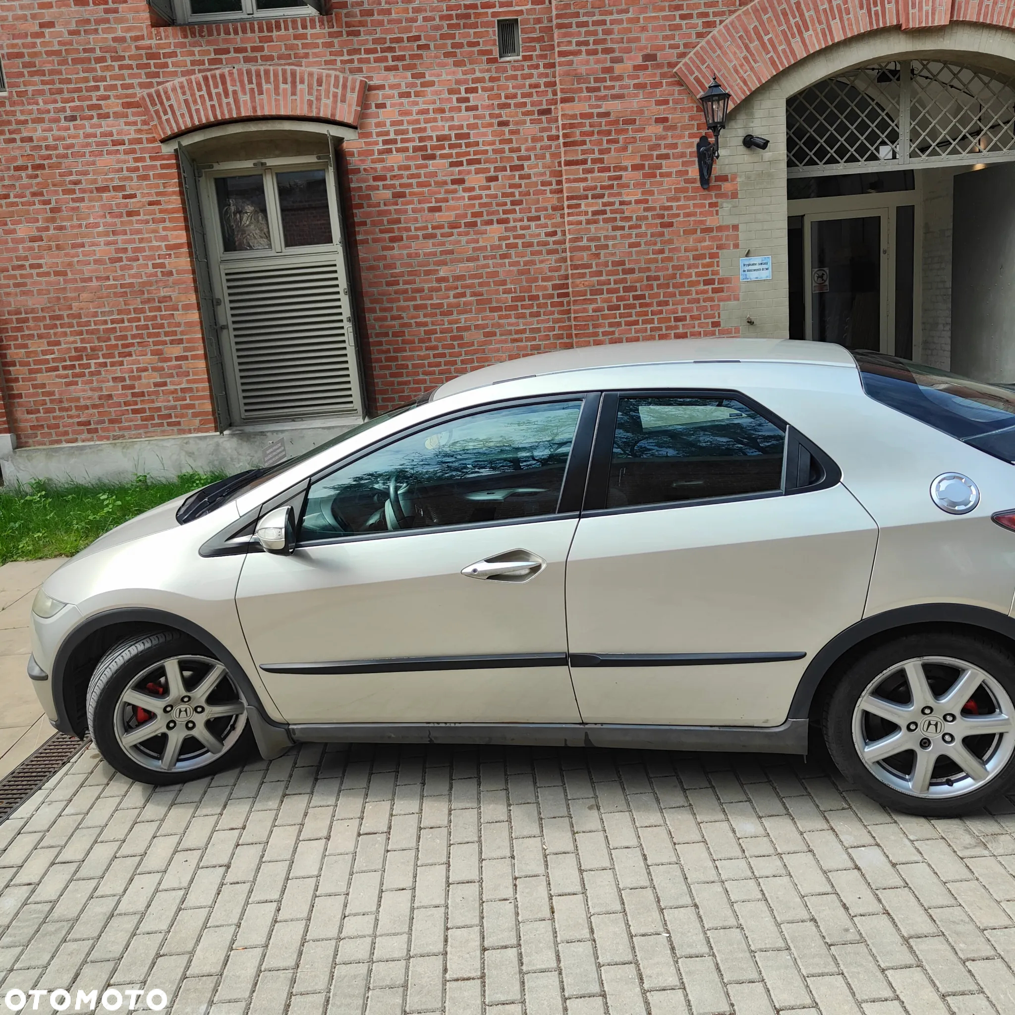 Honda Civic 2.2i-CTDi Comfort - 2