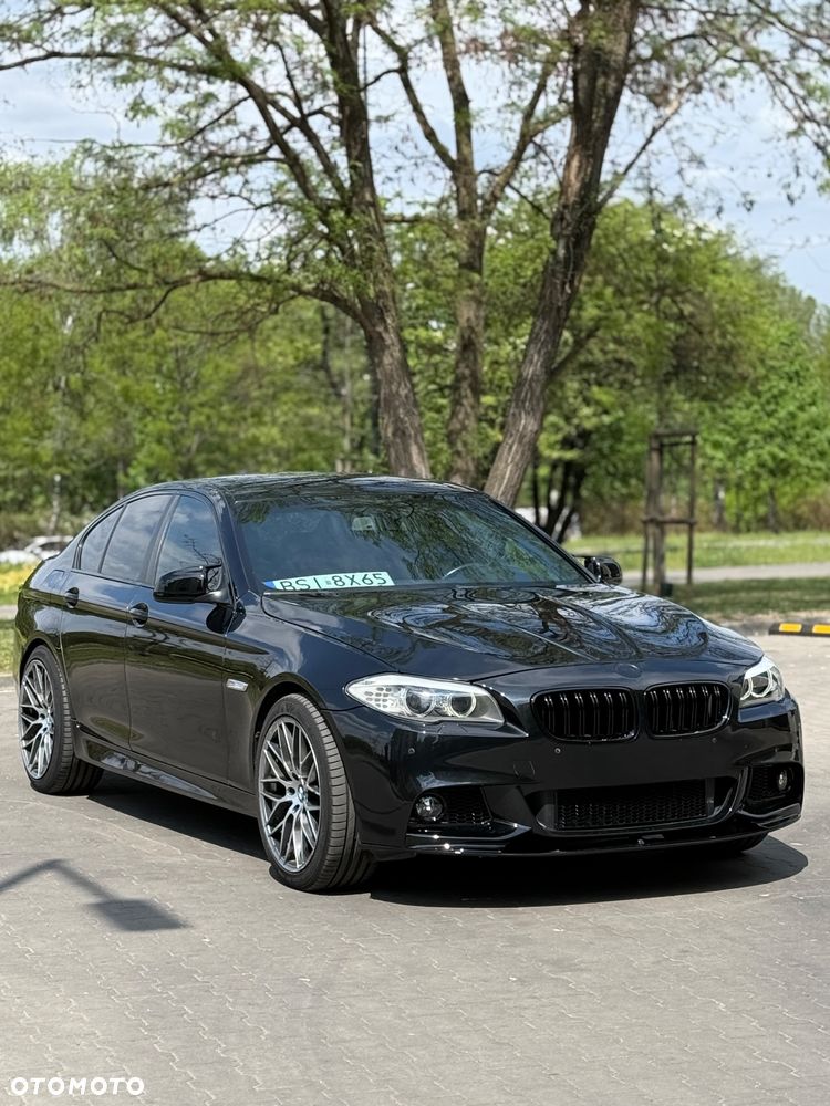 BMW Seria 5 525d - 2