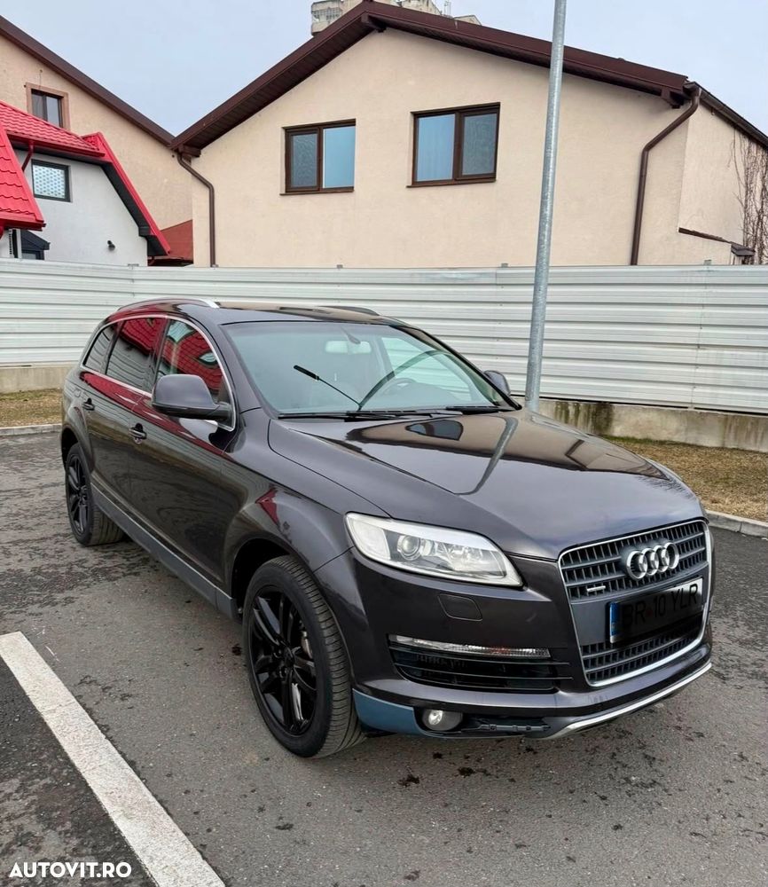 Audi Q7 - 1
