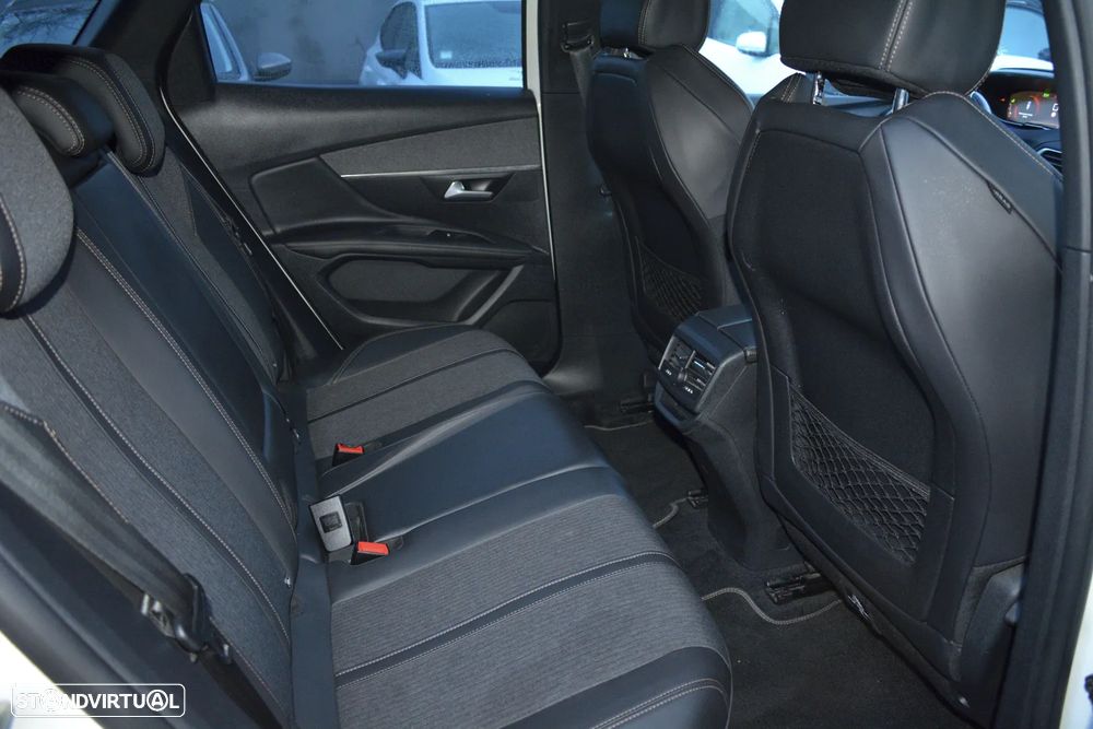 Peugeot 3008 1.2 PureTech GT Line - 19