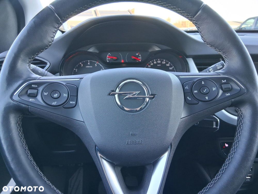 Opel Crossland X 1.2 T 120 Lat S&S - 10