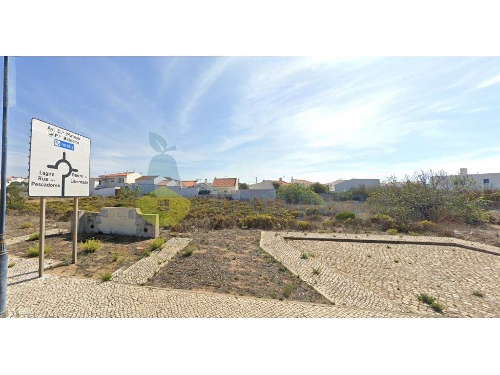 Lote de terreno urbano para construção de moradia geminada. - Grande imagem: 3/5