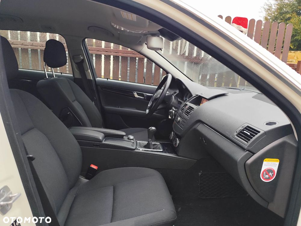 Mercedes-Benz Klasa C 200 CDI DPF BlueEFFICIENCY - 6