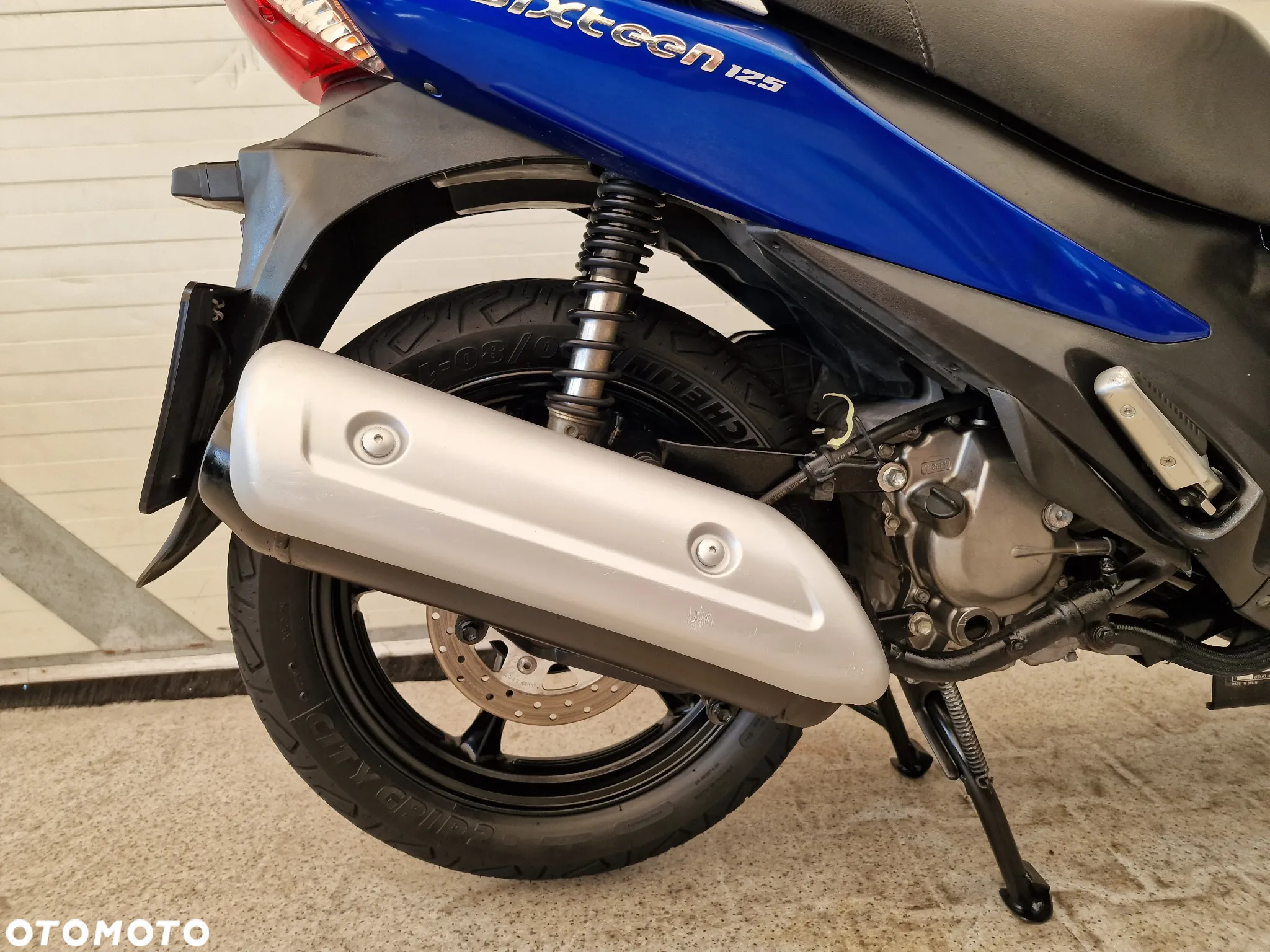 Suzuki Inny - 23