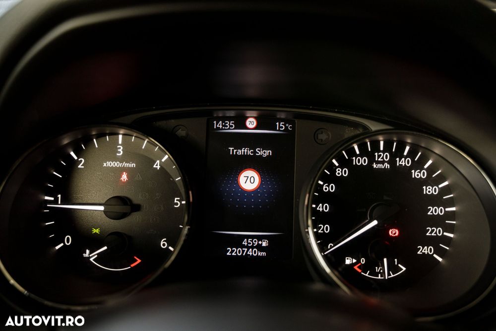 Nissan X-Trail 1.6 dCi N-Connecta - 32