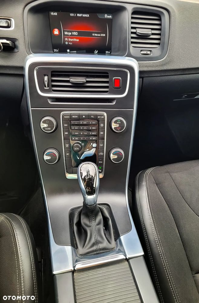 Volvo V60 D3 Geartronic Kinetic - 6