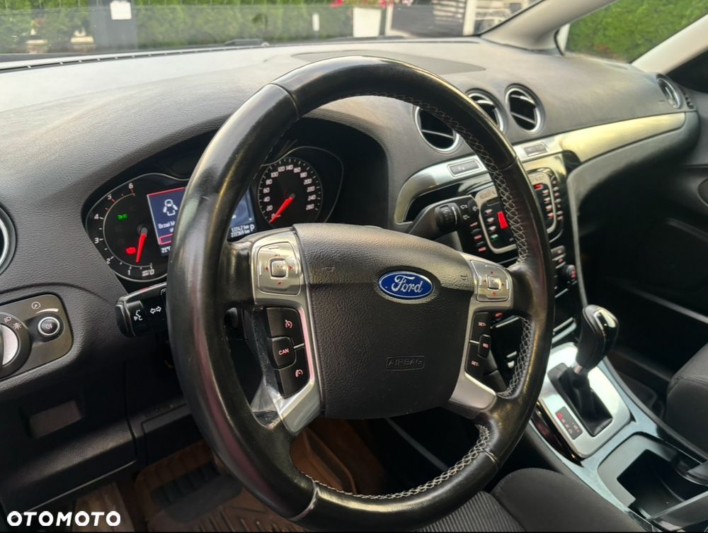 Ford S-Max 2.2 TDCi DPF Titanium - 3