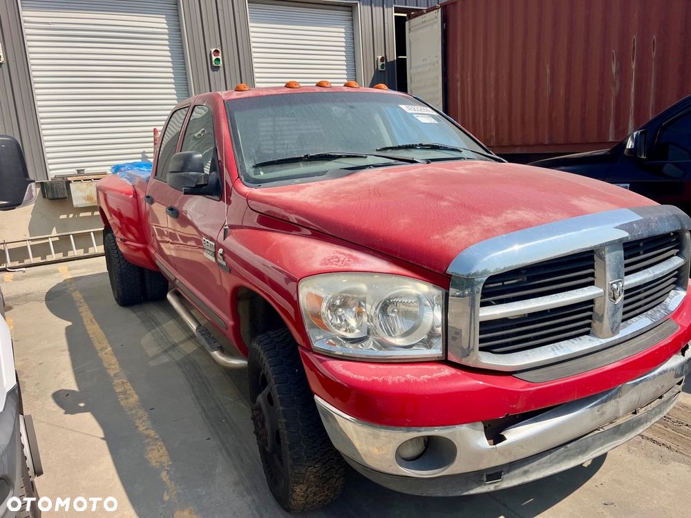 Dodge RAM - 1