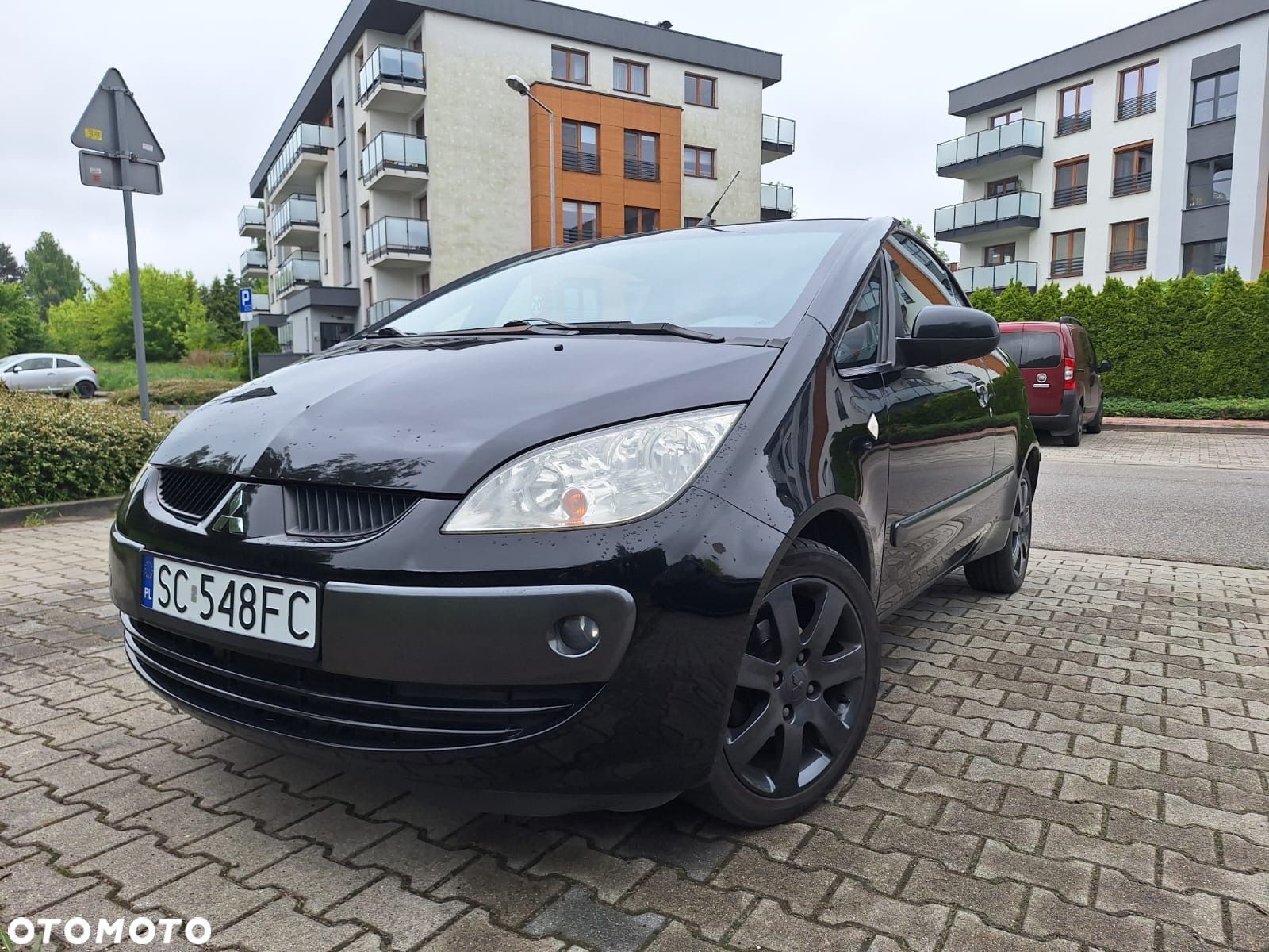 Mitsubishi Colt - 1