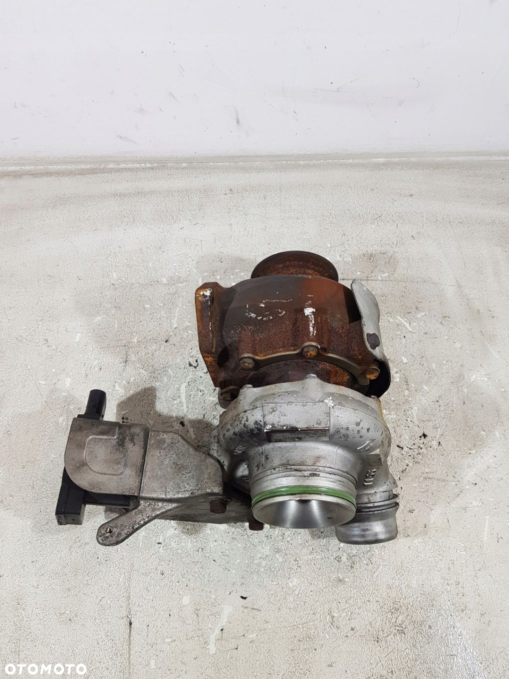 TURBOSPRĘŻARKA TURBINA 724779 BMW E90 E91 E87 E60 2.0D N47D20A - 7